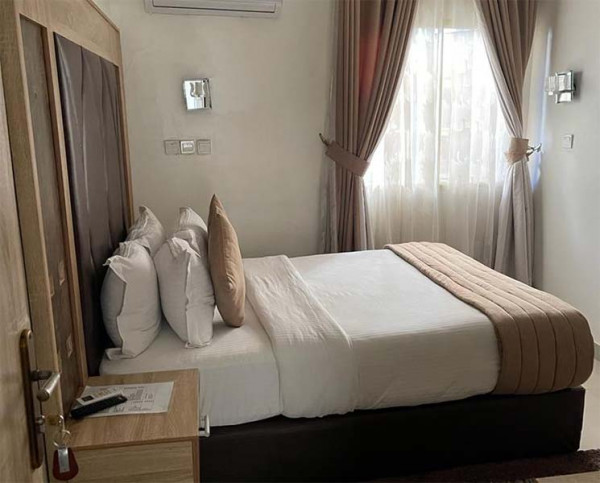 D Avalon Suites and Apartments